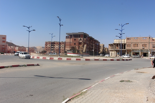 محور دوران مقابل معهد الموسيقى