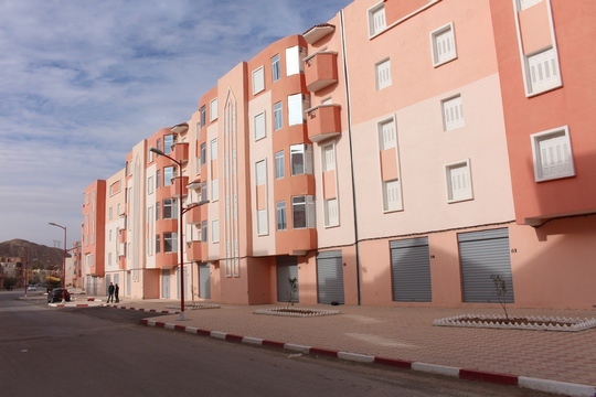  مشروع 176 سكن ترقوي المنطقة الحضرية الغربية بسكرة